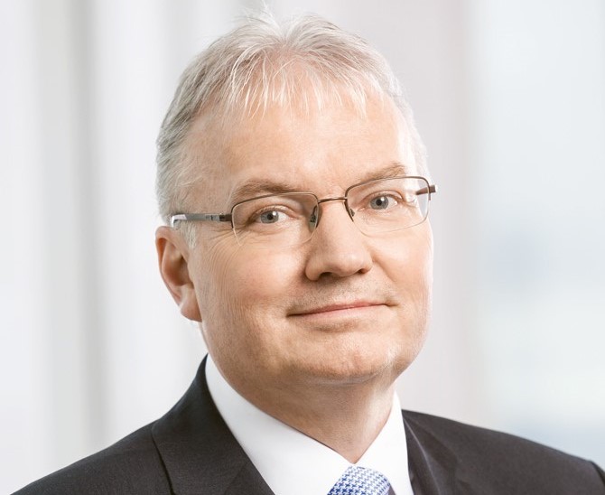 Torsten Knapmeyer, Geschäftsführer Deka Immobilien Investment GmbH, portfolio institutionell