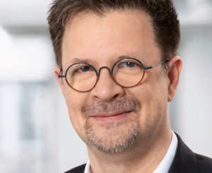 Bernd Holtwick will Edge Data Center entwickeln. 